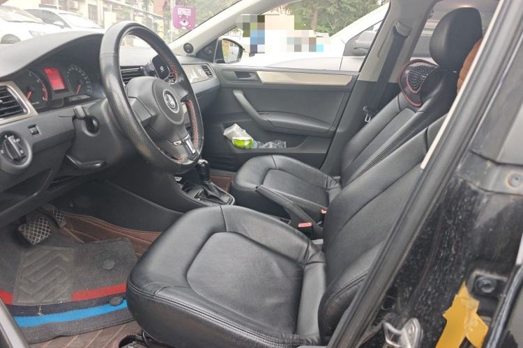 Used Volkswagen Santana 2013 1.6L Automatic Fashion Edition Left Front Seat