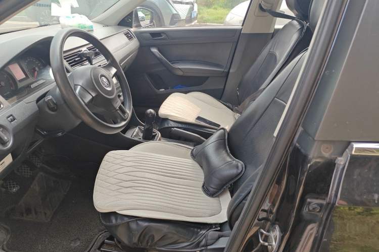 Used Volkswagen Santana 2013 1.6L Manual Fashion Edition Left Front Seat