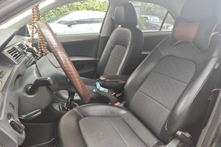 Used Volkswagen Santana 2013 1.4L Manual Comfort Edition Left Front Seat