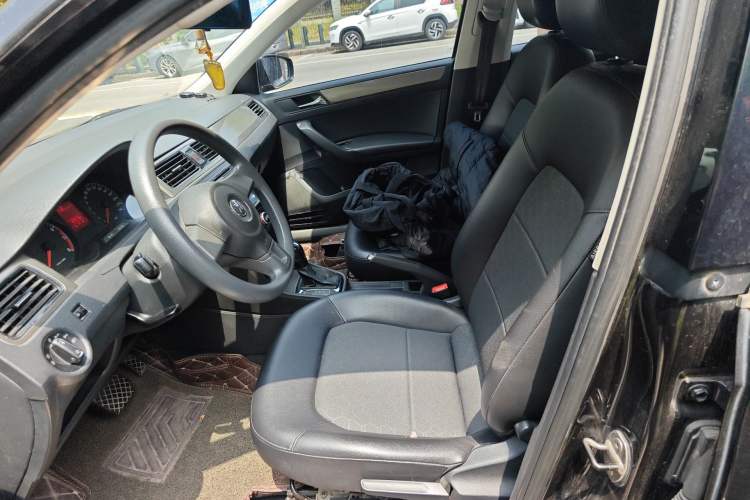 Used Volkswagen Santana 2013 1.6L Automatic Comfort Edition Left Front Seat