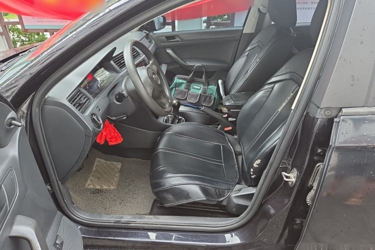 Used Volkswagen Santana 2013 1.4L Manual Fashion Edition Left Front Seat