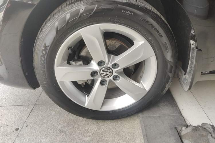 Used Volkswagen Santana 2013 1.6L Automatic Comfort Edition Left Front Wheel Hub