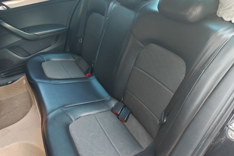 Used Volkswagen Santana 2013 1.6L Manual Comfort Edition Left Rear Seat
