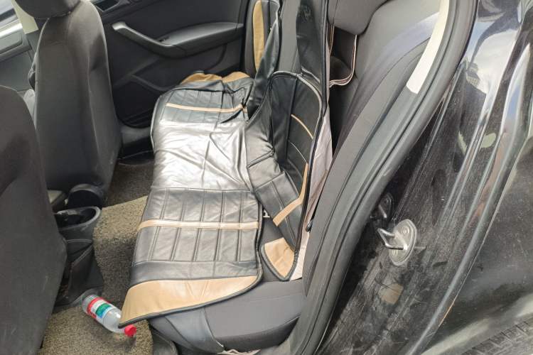 Used Volkswagen Santana 2013 1.6L Manual Fashion Edition Left Rear Seat