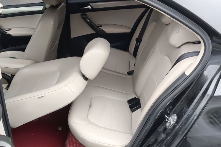Used Volkswagen Santana 2013 1.6L Manual Comfort Edition Left Rear Seat