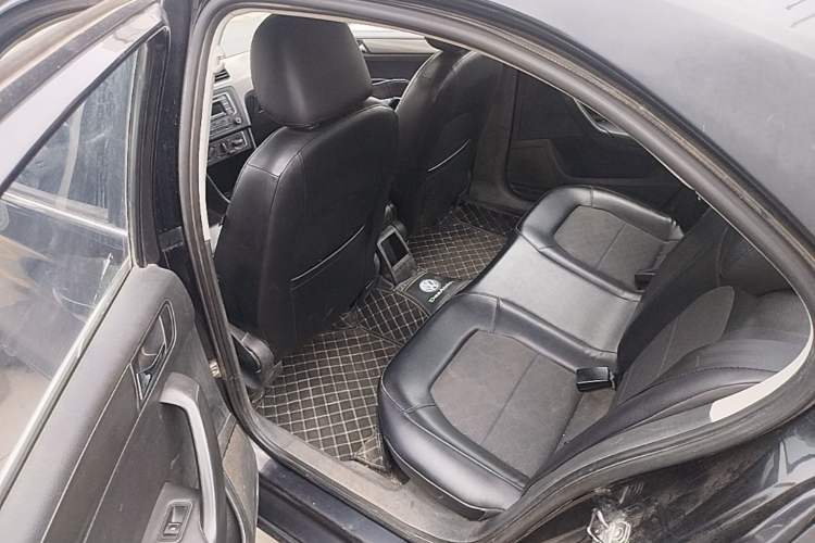 Used Volkswagen Santana 2013 1.4L Manual Comfort Edition Left Rear Seat