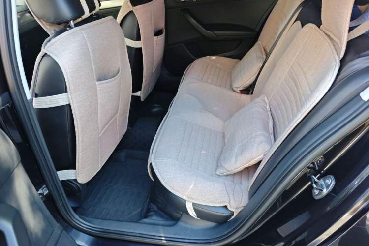 Used Volkswagen Santana 2013 1.6L Automatic Comfort Edition Left Rear Seat