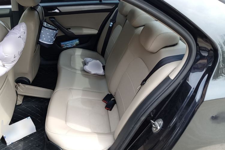 Used Volkswagen Santana 2013 1.6L Automatic Comfort Edition Left Rear Seat
