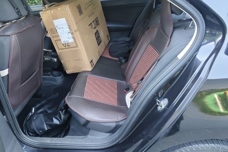 Used Volkswagen Santana 2013 1.6L Manual Fashion Edition Left Rear Seat