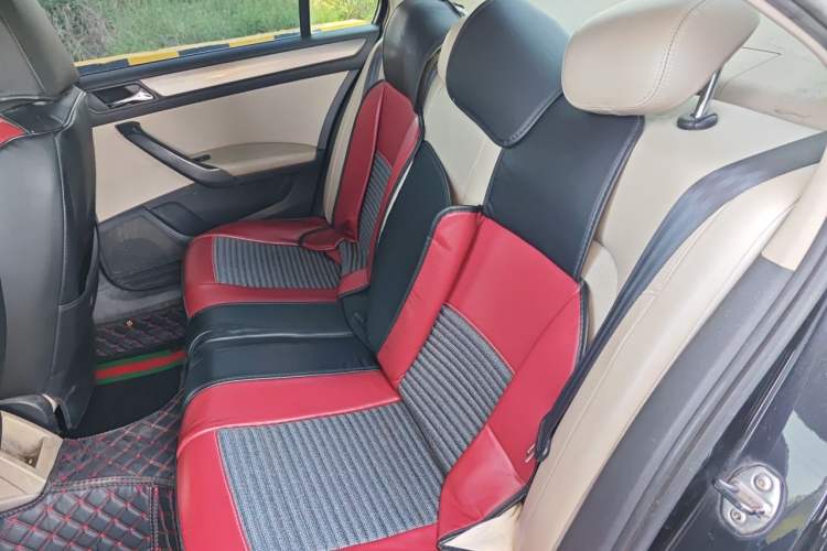 Used Volkswagen Santana 2013 1.6L Manual Comfort Edition Left Rear Seat