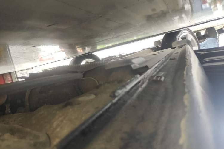 Used Volkswagen Santana 2013 1.6L Automatic Comfort Edition Left Side Sill
