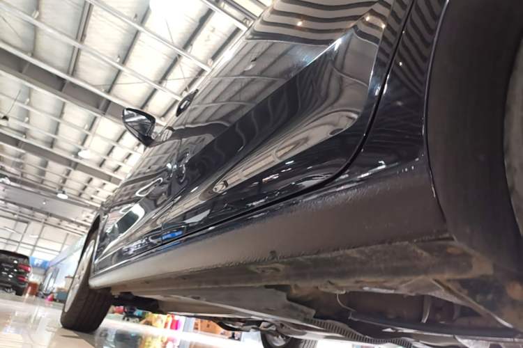 Used Volkswagen Santana 2013 1.6L Automatic Comfort Edition Left Side Sill