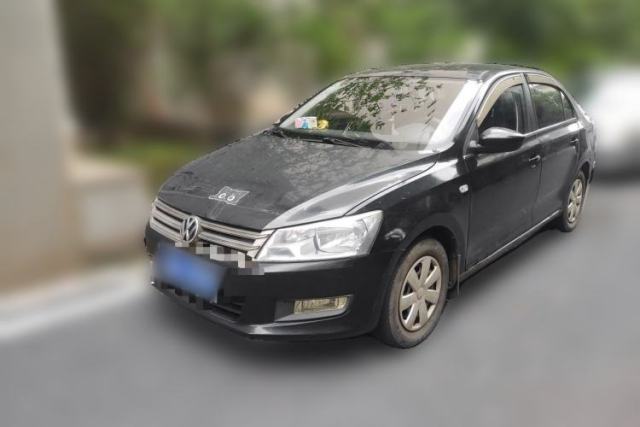 Volkswagen Santana 2013 1.6L Manual Fashion Edition usado