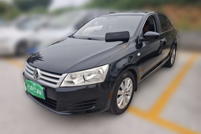 Volkswagen Santana 2013 1.6L Automatic Fashion Edition usado