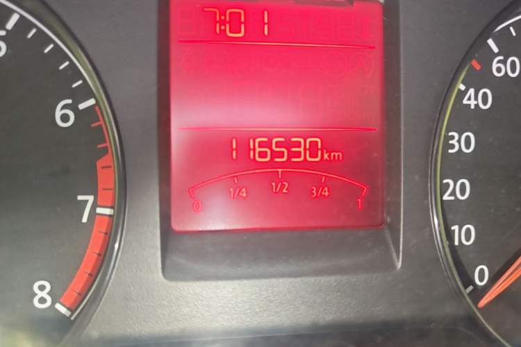 Used Volkswagen Santana 2013 1.6L Manual Fashion Edition Odometer Close Up