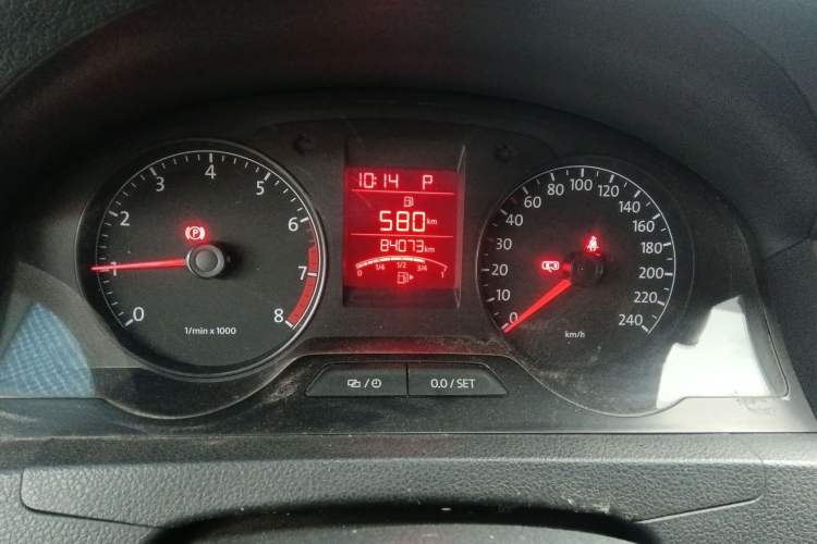 Used Volkswagen Santana 2013 1.6L Automatic Comfort Edition Odometer Close Up