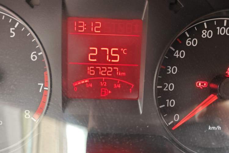 Used Volkswagen Santana 2013 1.6L Manual Fashion Edition Odometer Close Up