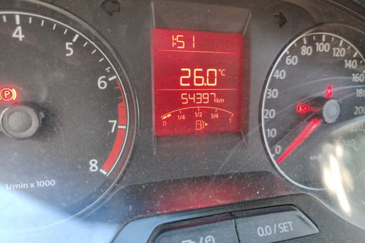 Used Volkswagen Santana 2013 1.6L Manual Fashion Edition Odometer Close Up