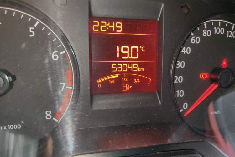 Used Volkswagen Santana 2013 1.4L Manual Fashion Edition Odometer Close Up