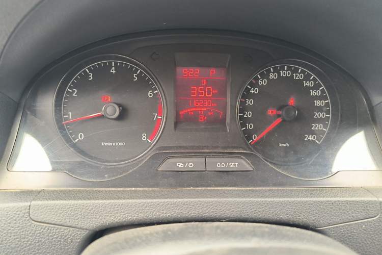 Used Volkswagen Santana 2013 1.6L Automatic Comfort Edition Odometer Close Up