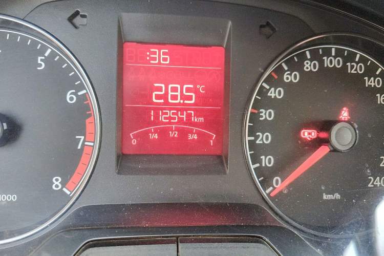 Used Volkswagen Santana 2013 1.4L Manual Fashion Edition Odometer Close Up