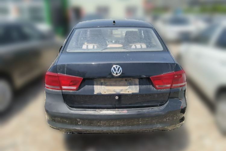 Used Volkswagen Santana 2013 1.6L Manual Fashion Edition Rear
