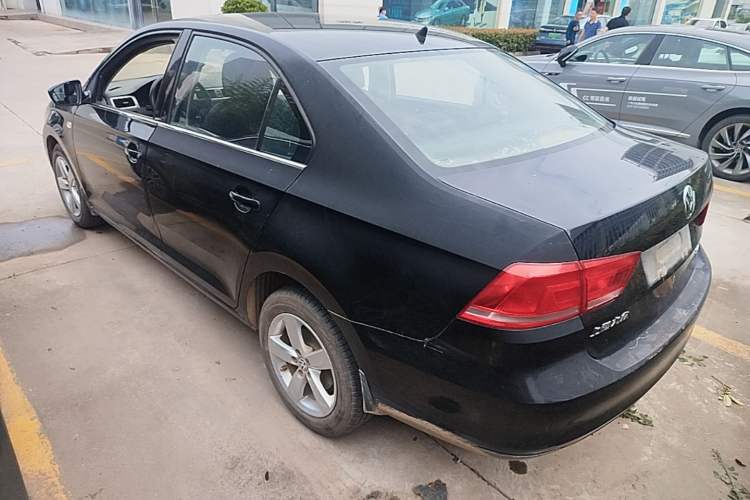 Used Volkswagen Santana 2013 1.4L Manual Comfort Edition Rear Left 45 Deg