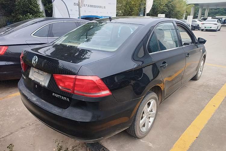 Used Volkswagen Santana 2013 1.4L Manual Comfort Edition Rear Right 45 Deg