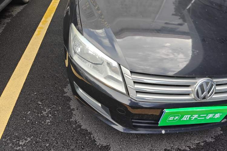 Used Volkswagen Santana 2013 1.6L Manual Comfort Edition Right Front Headlight