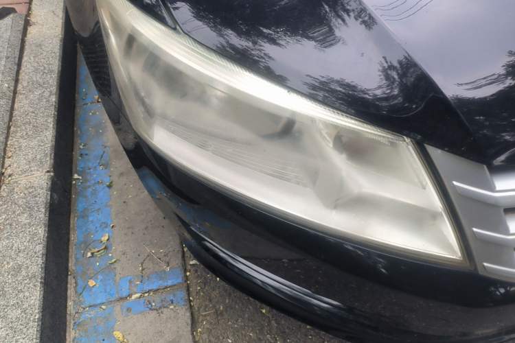 Used Volkswagen Santana 2013 1.4L Manual Fashion Edition Right Front Headlight