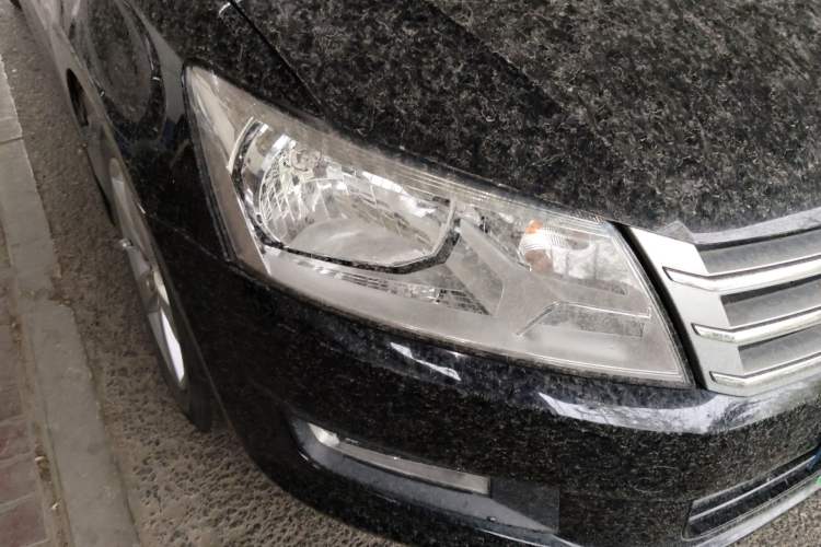 Used Volkswagen Santana 2013 1.4L Manual Comfort Edition Right Front Headlight