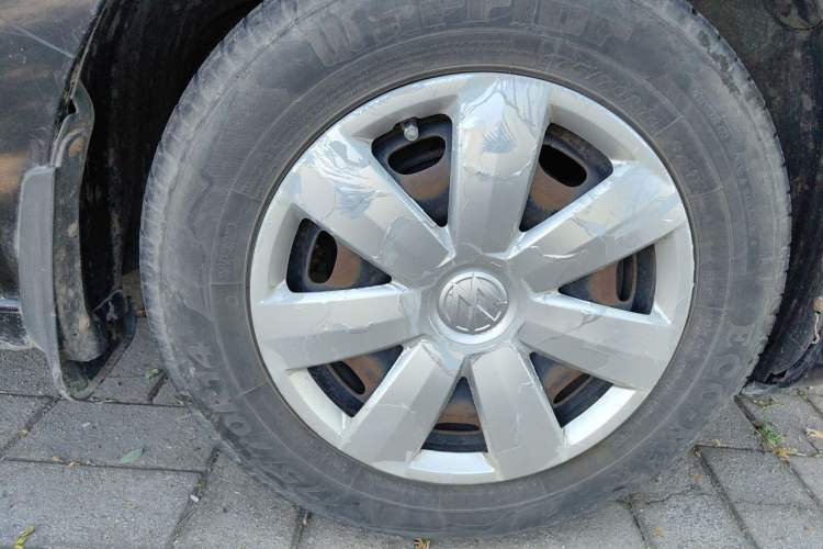 Used Volkswagen Santana 2013 1.4L Manual Fashion Edition Right Front Wheel Hub