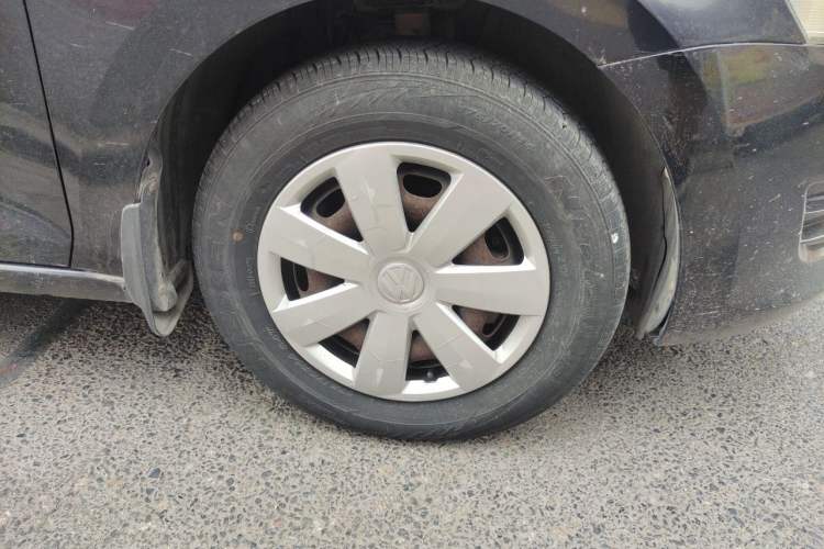 Used Volkswagen Santana 2013 1.4L Manual Fashion Edition Right Front Wheel Hub