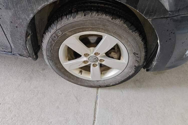 Used Volkswagen Santana 2013 1.4L Manual Fashion Edition Right Front Wheel Hub