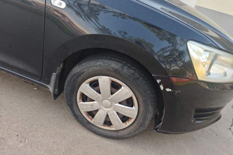 Used Volkswagen Santana 2013 1.4L Manual Fashion Edition Right Front Wheel Hub