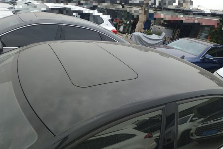 Used Volkswagen Santana 2013 1.6L Automatic Comfort Edition Roof