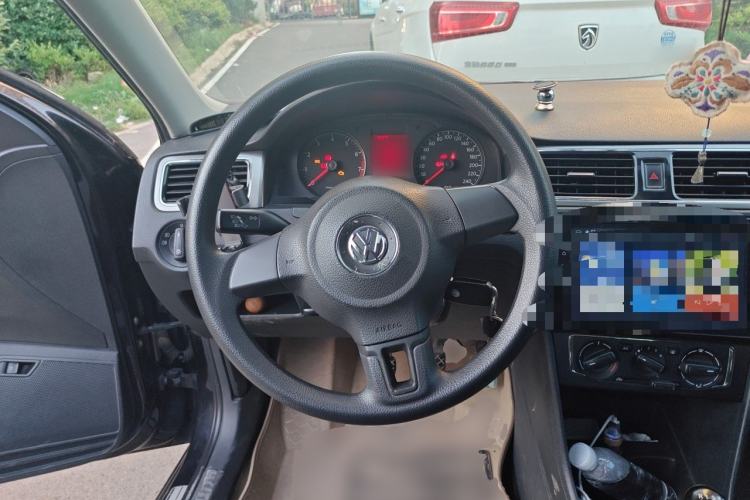 Used Volkswagen Santana 2013 1.6L Manual Comfort Edition Steering Wheel