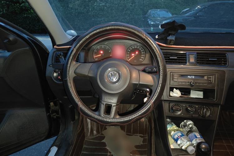 Used Volkswagen Santana 2013 1.4L Manual Fashion Edition Steering Wheel