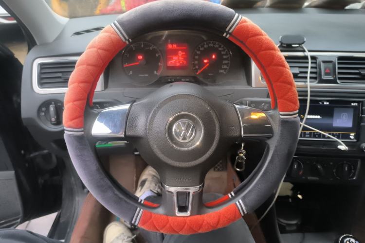 Used Volkswagen Santana 2013 1.4L Manual Comfort Edition Steering Wheel
