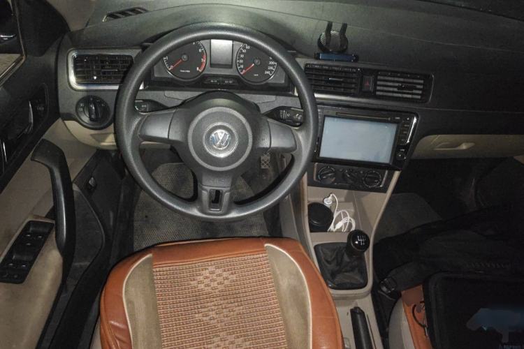 Used Volkswagen Santana 2013 1.6L Manual Comfort Edition Steering Wheel