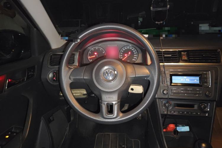 Used Volkswagen Santana 2013 1.4L Manual Comfort Edition Steering Wheel