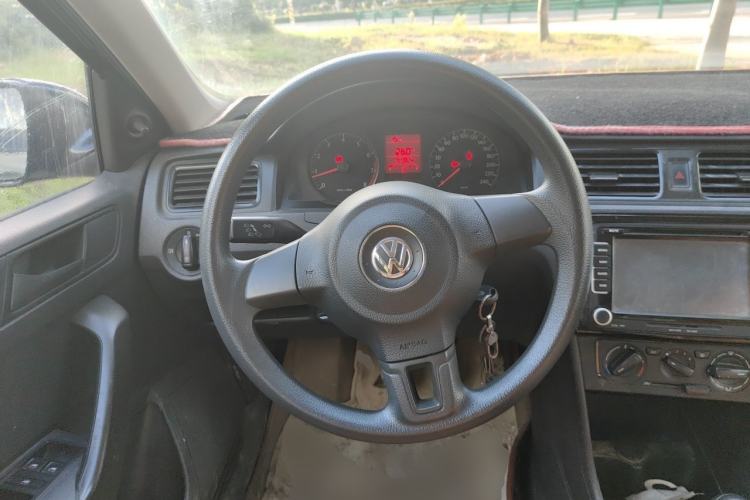 Used Volkswagen Santana 2013 1.6L Manual Fashion Edition Steering Wheel