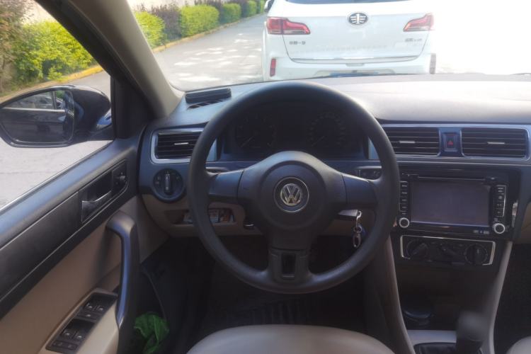 Used Volkswagen Santana 2013 1.6L Manual Comfort Edition Steering Wheel