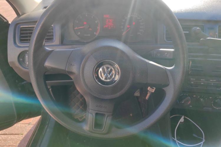 Used Volkswagen Santana 2013 1.6L Manual Fashion Edition Steering Wheel