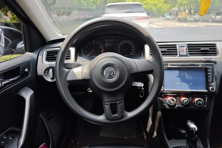 Used Volkswagen Santana 2013 1.6L Automatic Comfort Edition Steering Wheel