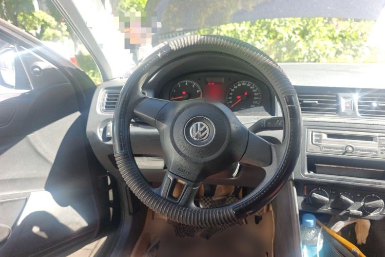 Used Volkswagen Santana 2013 1.6L Manual Fashion Edition Steering Wheel
