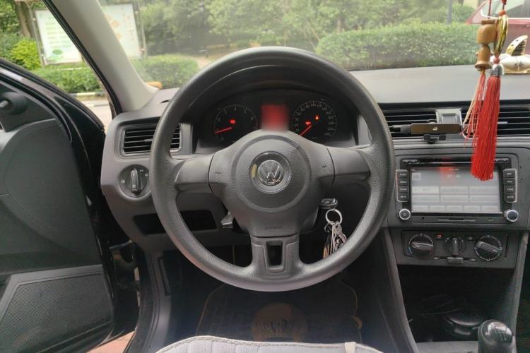 Used Volkswagen Santana 2013 1.4L Manual Fashion Edition Steering Wheel