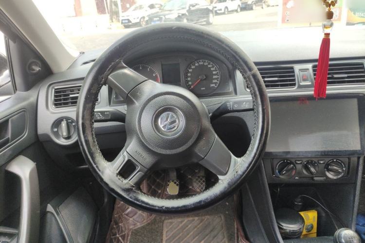 Used Volkswagen Santana 2013 1.4L Manual Fashion Edition Steering Wheel