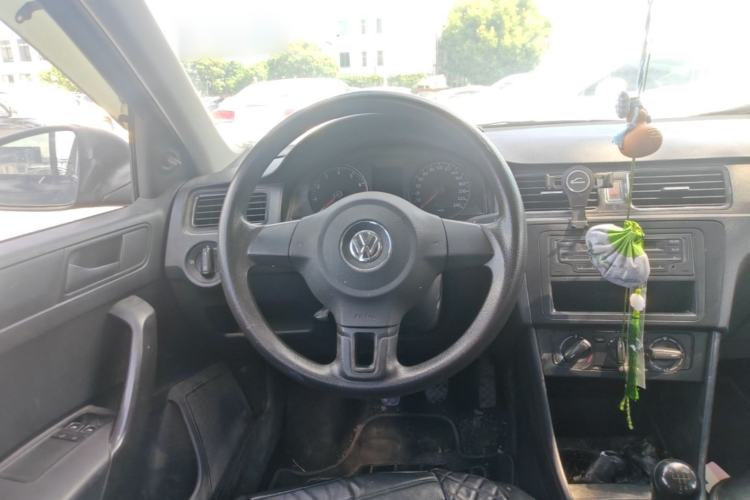 Used Volkswagen Santana 2013 1.6L Manual Fashion Edition Steering Wheel