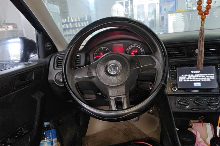 Used Volkswagen Santana 2013 1.4L Manual Fashion Edition Steering Wheel